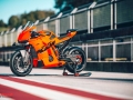 654177_MY25 KTM 990 RC R TRACK_PROTOTYPE_1_STATIC IMAGES