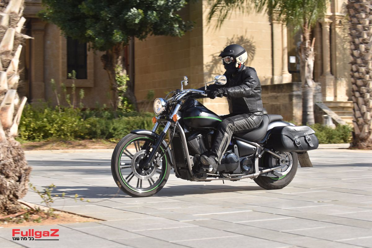 קוואסאקי VN900 וולקן (צילום: אסף רחמים)