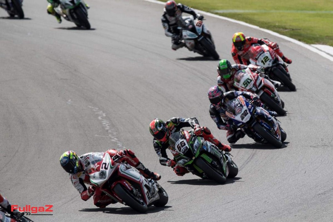 WSBK-Donington-2017-011