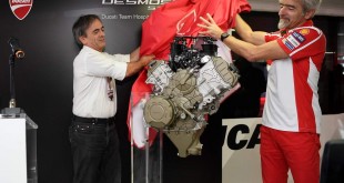 Ducati-V4-engine-007