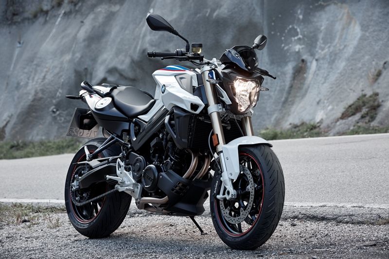 P90241366_highRes_bmw-f-800-r-11-2016