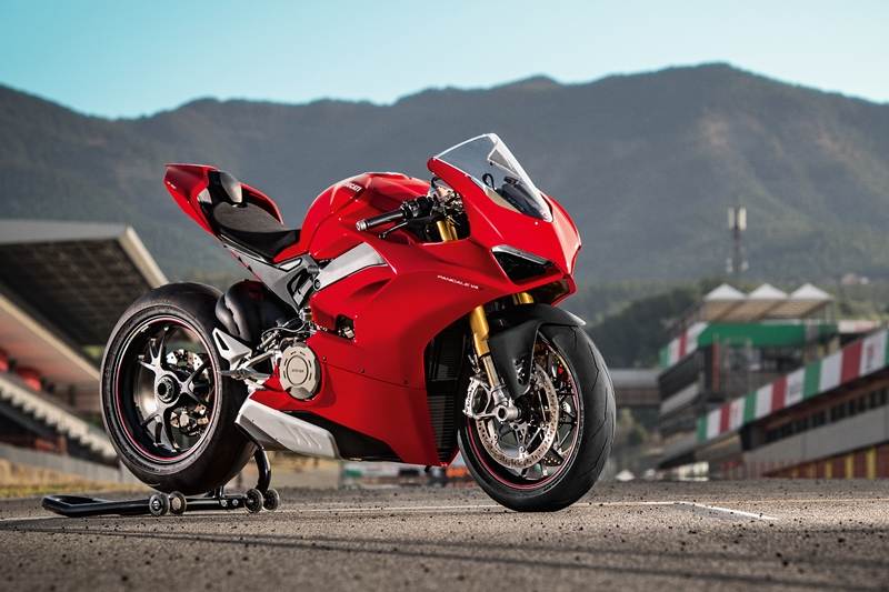 28 PANIGALE V4 S