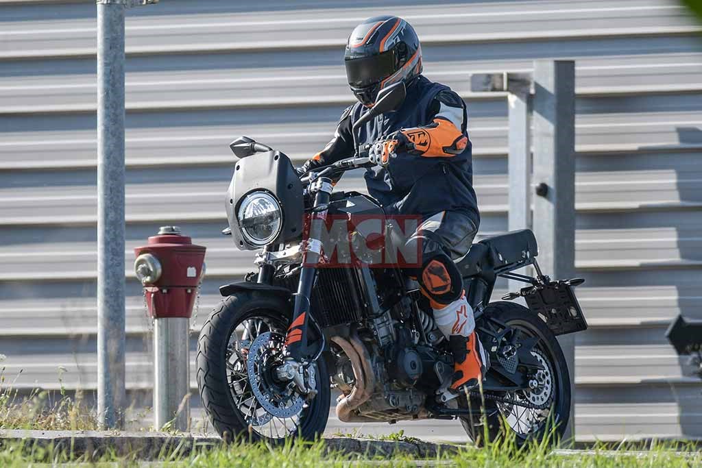 Husqvarna-801-1