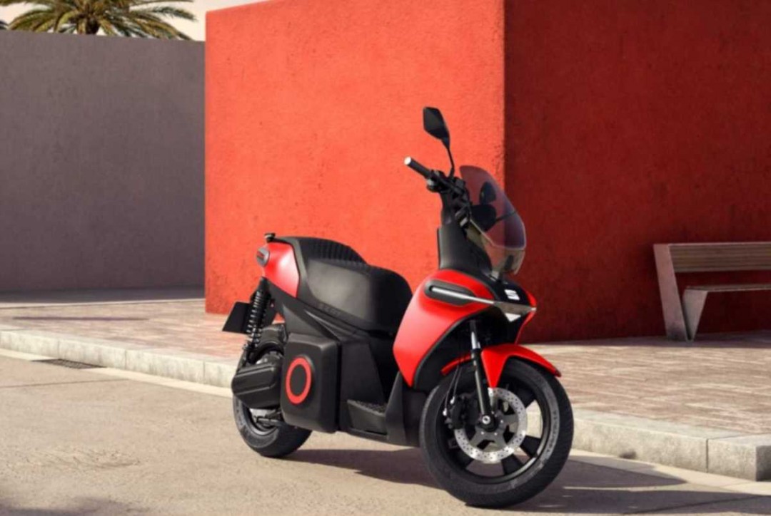seat-e-scooter-concept