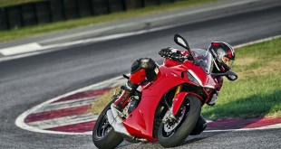 Ducati-Supersport-950-2021-021