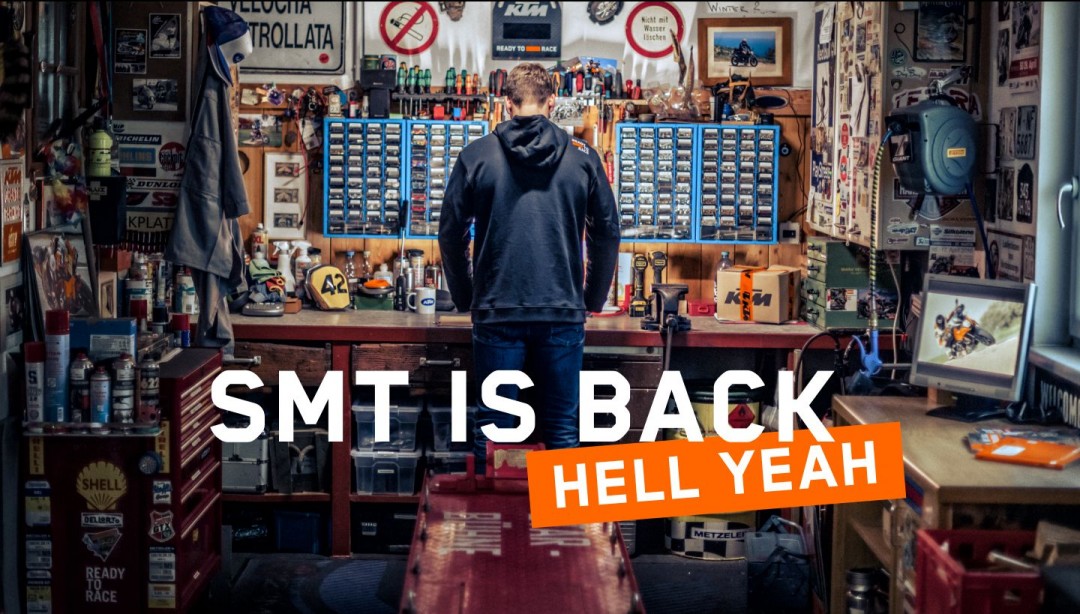 2023 KTM 890 SMT