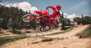 59739_Motocross _ MC 250 _ 2024 _ Action