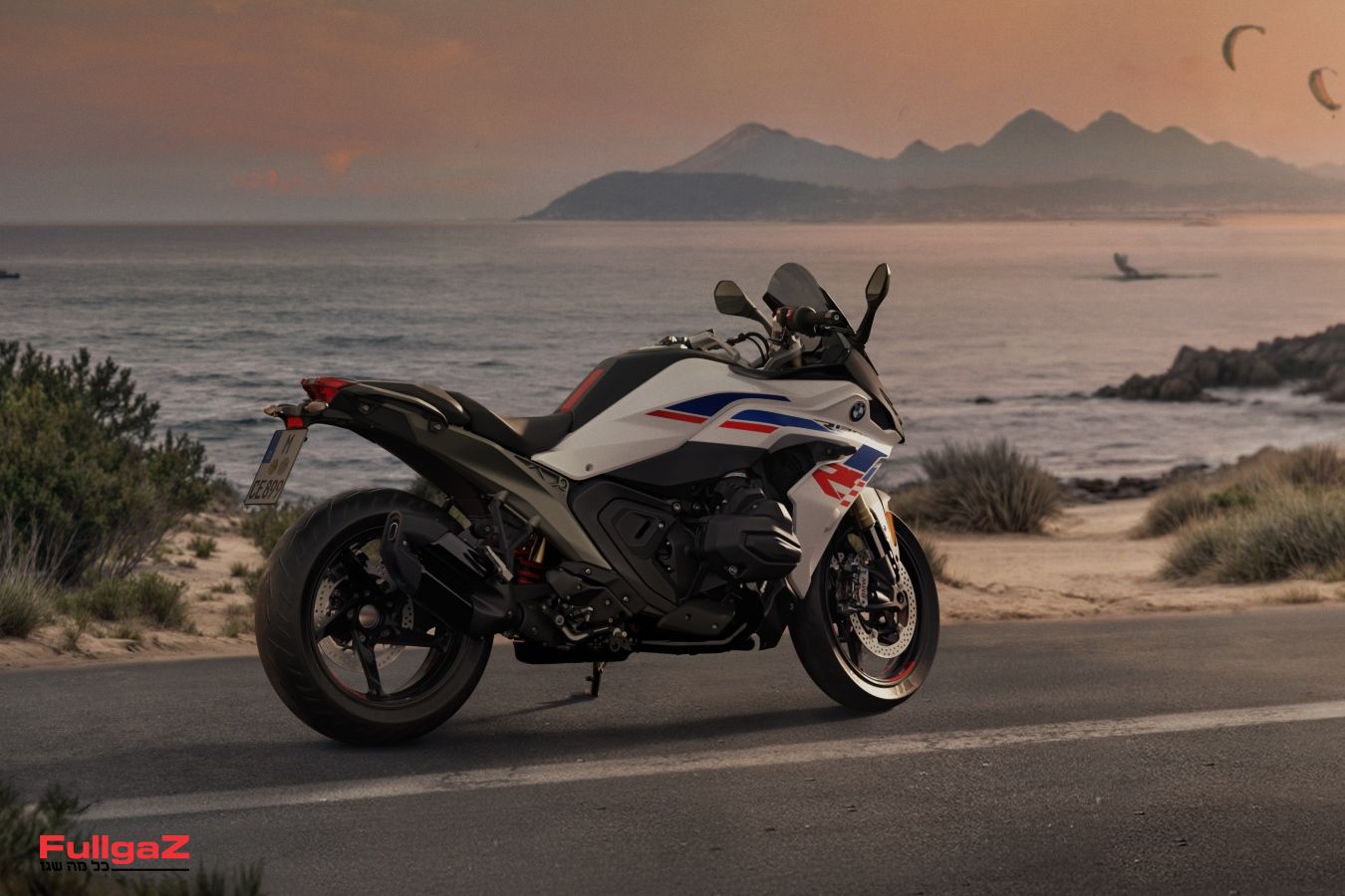 ב.מ.וו R 1300 RS דגם 2025