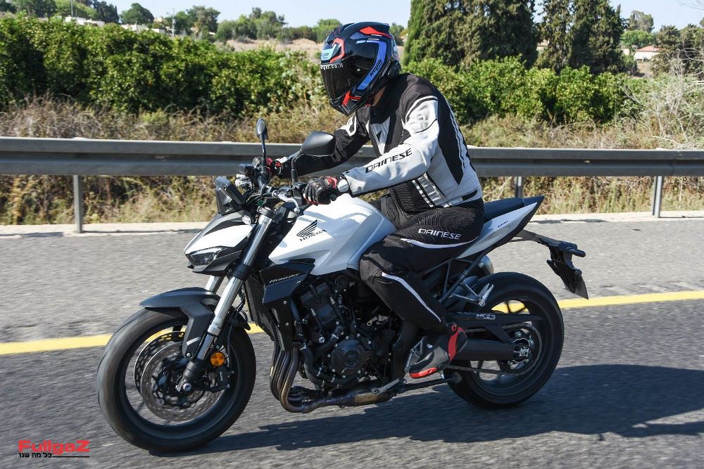 Honda-CB1000-Hornet-Test-PH
