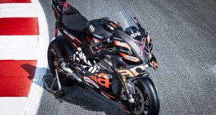 RSV4 X-GP_Launch_01