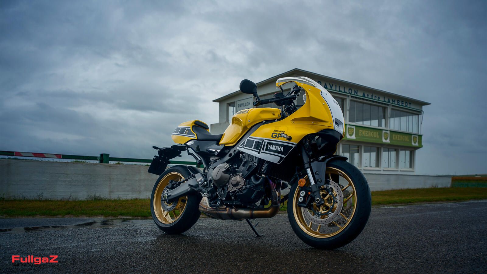 ימאהה XSR900 GP בגרסת הומאז' לקני רוברטס