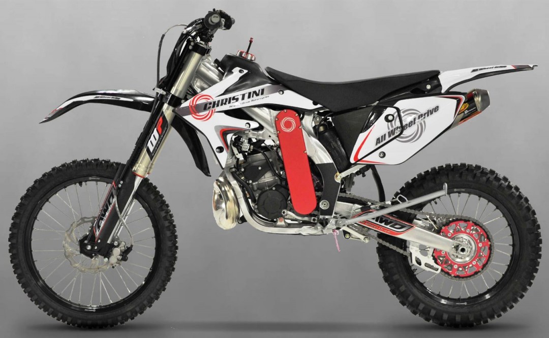 2015-AWD300-L-Backgroun-2048x1260