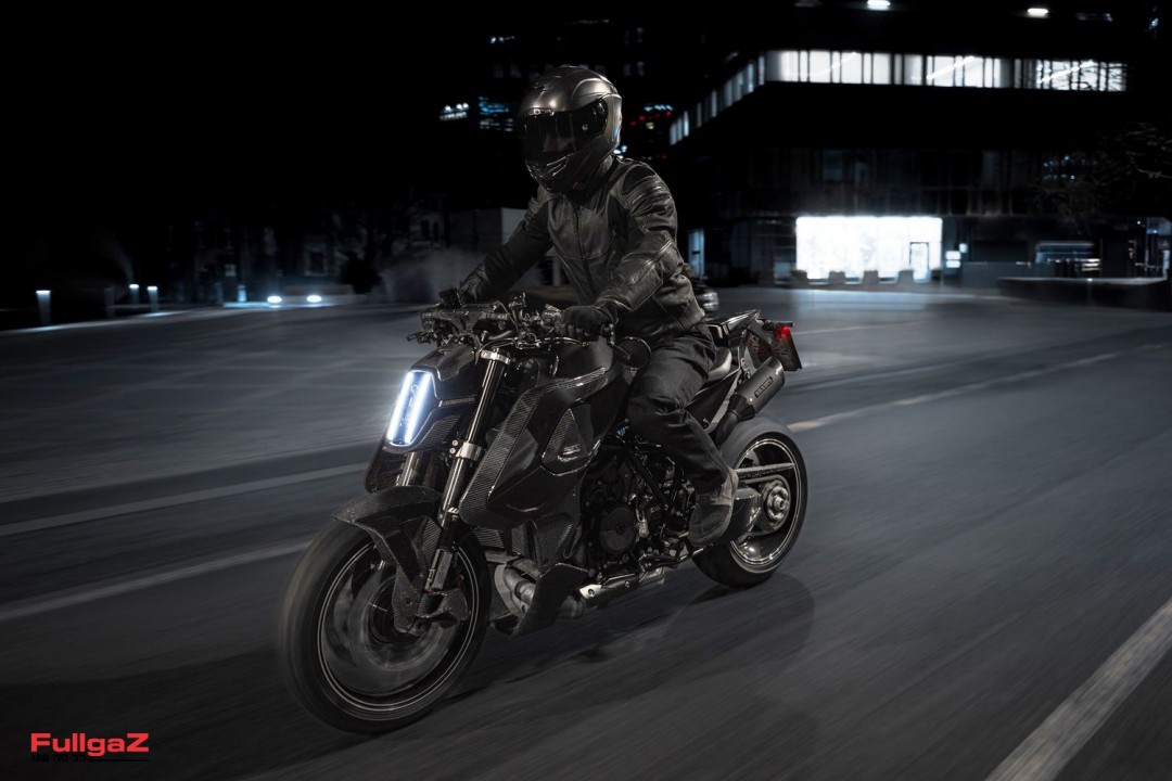 668378_MY25_BRABUS 1400 R SIGNATURE EDITION_ACTION_ACTION_ACTION