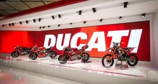 _AP22875_UC874503_Mid