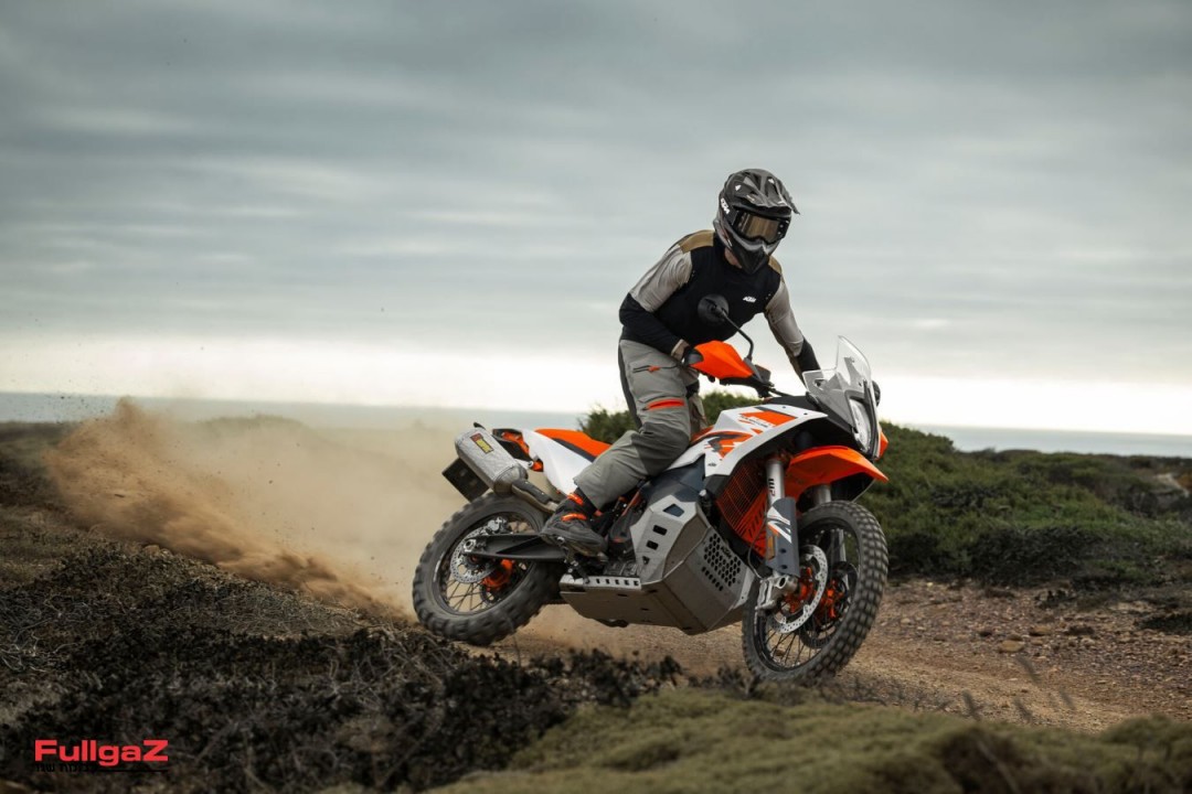 652259_MY25 KTM 890 ADVENTURE R - ACTION_EUROPE GLOBAL_ACTION