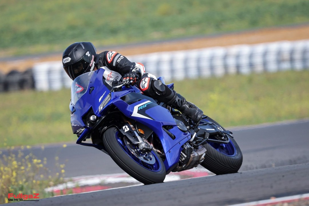 Yamaha-R9-Launch-019