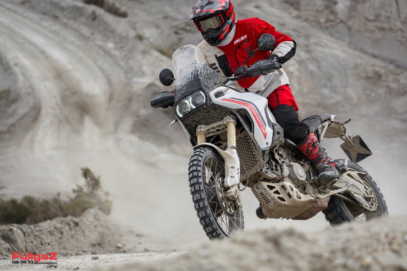 MY26_DESERTX_DYNAMICS-43