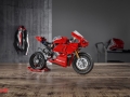 Ducati-Panigale-V4R-Lego-001