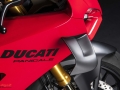 MY22_Ducati_PanigaleV4S _50__UC353967_Mid