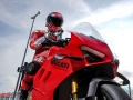 MY22_Ducati_PanigaleV4S _67__UC354171_Mid
