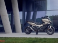 25YM Honda Forza 750