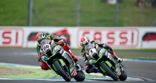 hi_R07_Donington_WorldSBK_2016_Race 2_Sykes_GB39427
