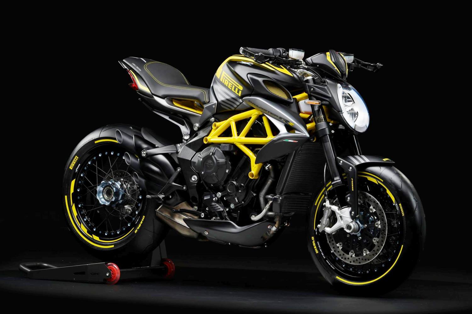 dragster rr pirelli