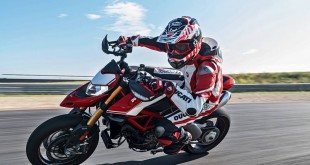 Ducati-Hypermotard-950-019