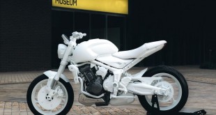 Triumph-Trident-Prototype-014