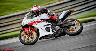 2022_YAM_YZFR320SV_EU_SW_ACT_007_03_preview