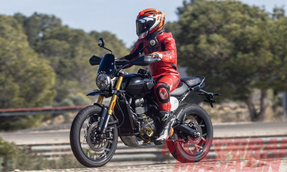 Triumph-400-XE-RR (2)