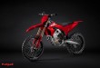MY26_DESMO450_MX_STUDIO _17__UC775571_High