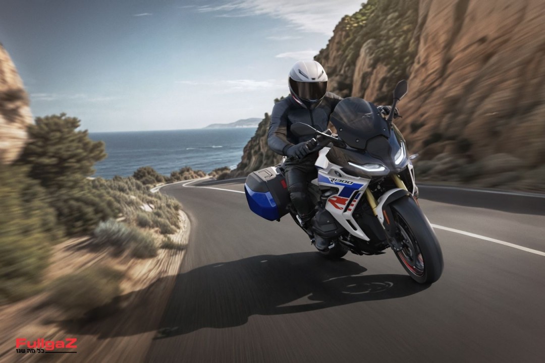 BMW-R1300RS-2025-03