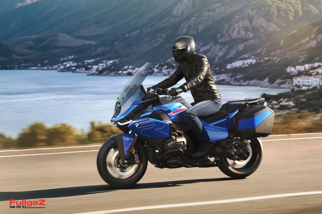BMW-R1300RT-2025-02