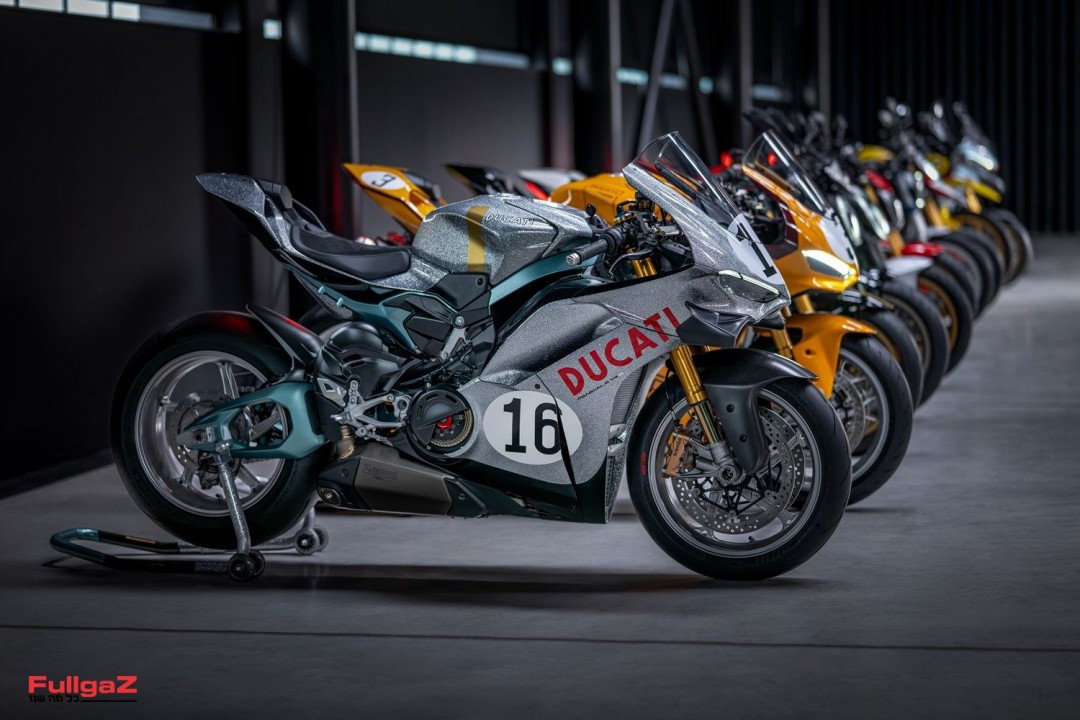 00-COLLEZIONE_100_DUCATI-1