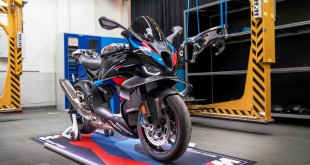 BMW M1000RR 2027 (10)