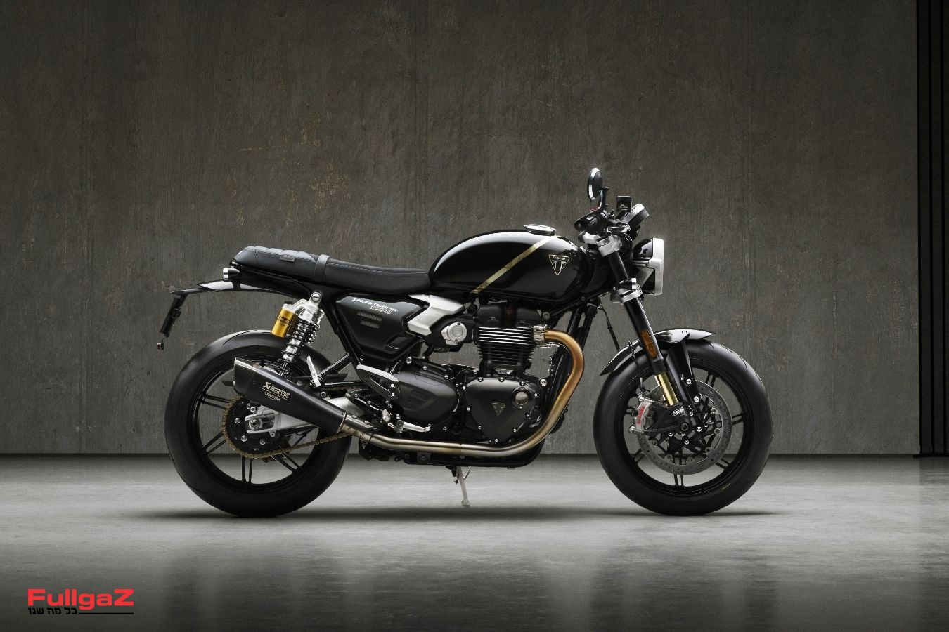TFC_SpeedTwin1200_MY27_005_MP