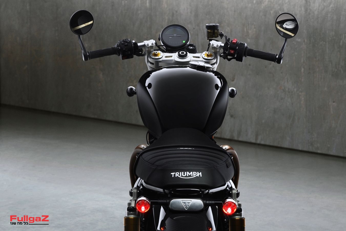 TFC_SpeedTwin1200_MY27_009_MP