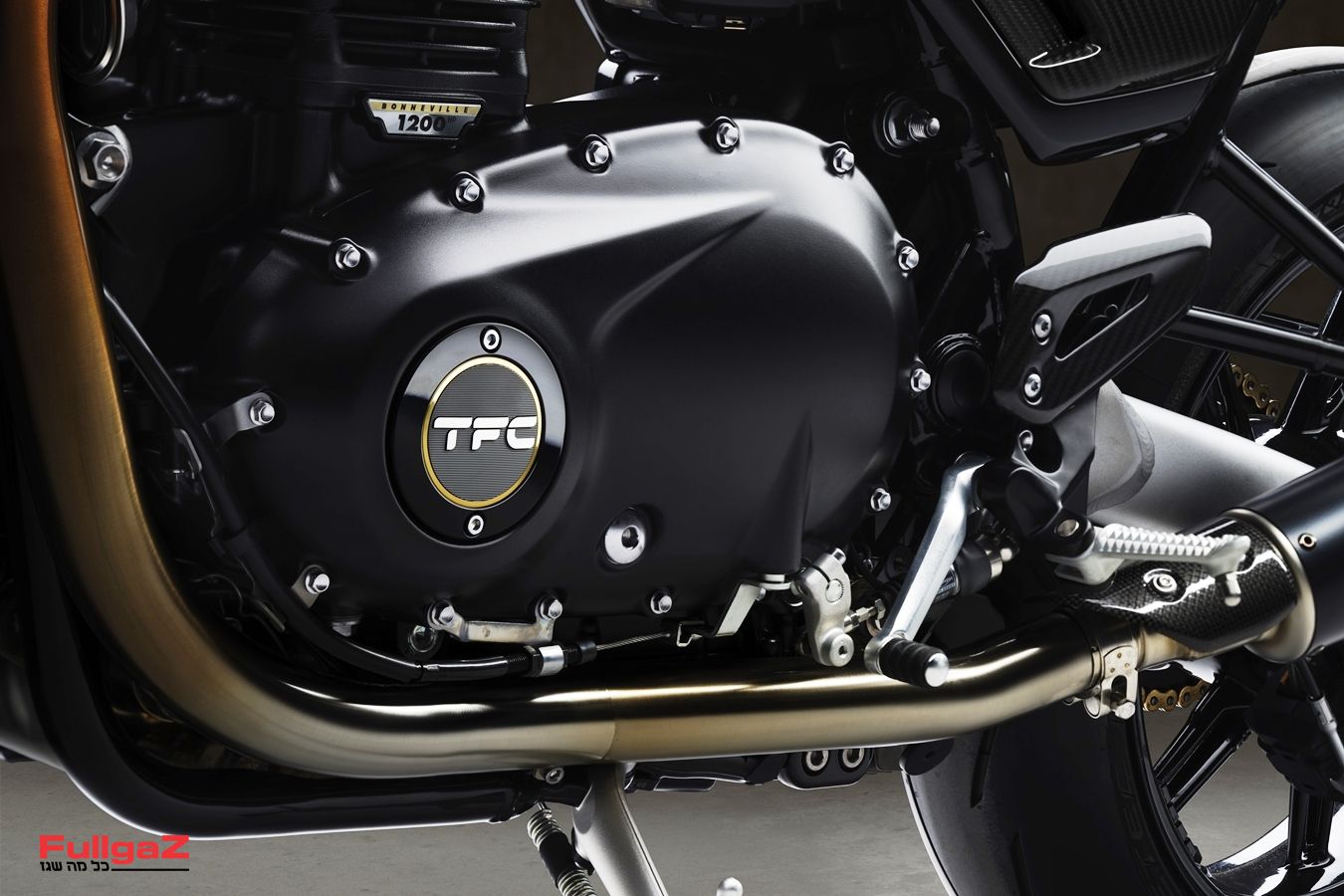TFC_SpeedTwin1200_MY27_013_MP