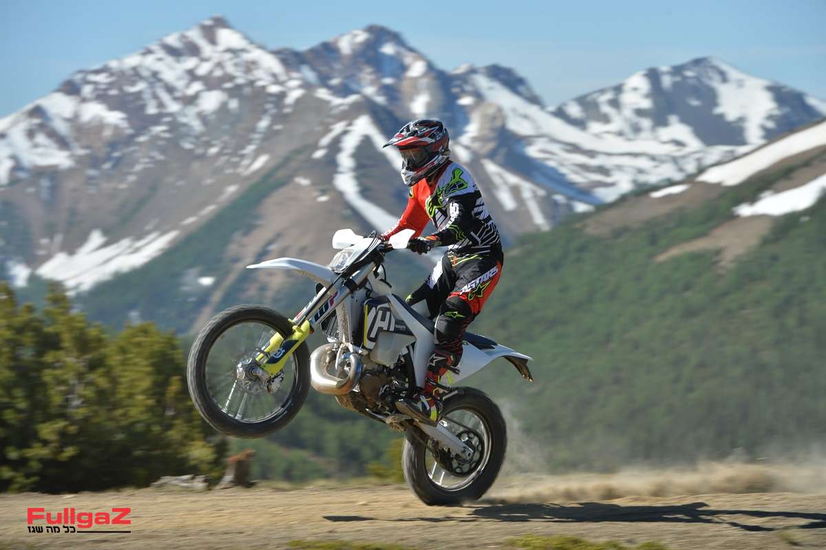 Husqvarna-TE250-300i-Launch-039