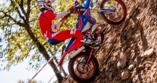 RR RACE 125 2T My27 (8)