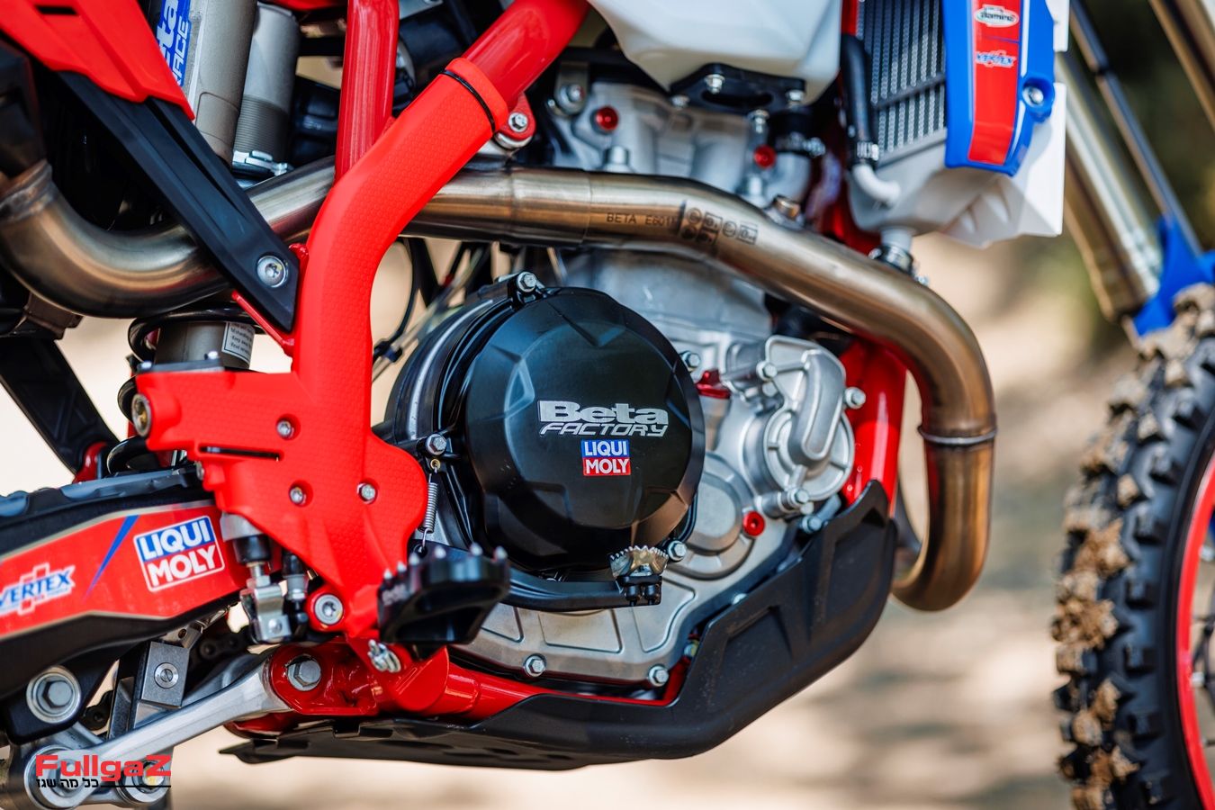 RR RACE 4T My27 (6)