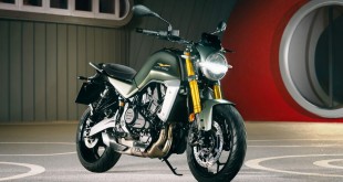01 Moto Guzzi The Trip