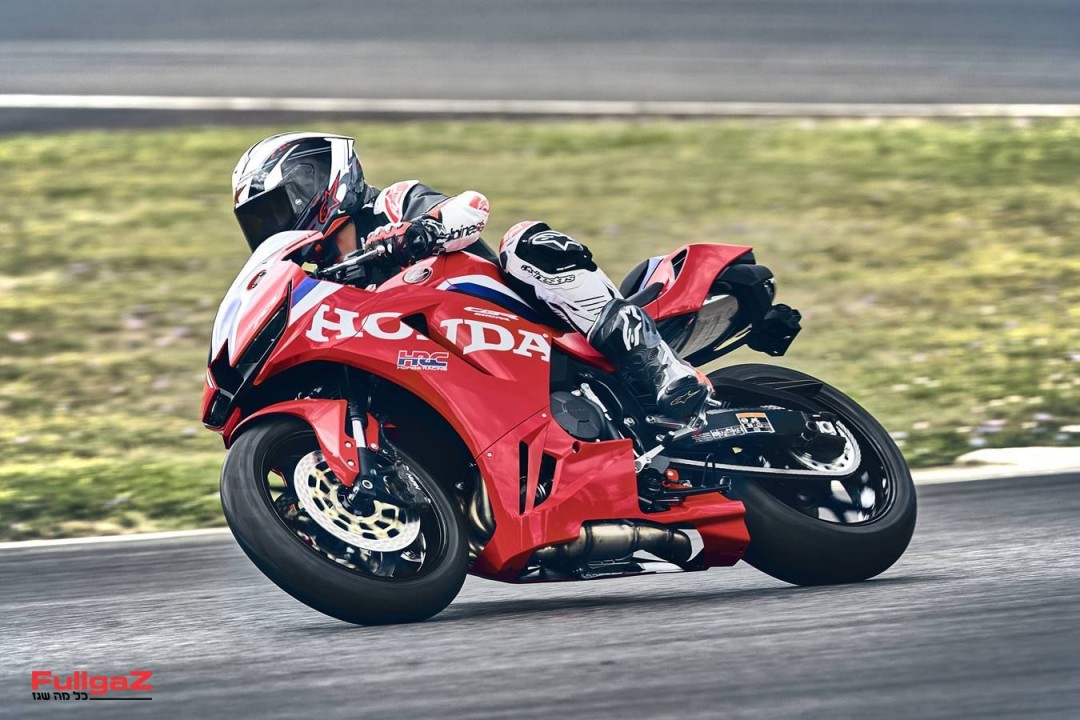 27YM Honda CBR600RR