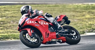 27YM Honda CBR600RR