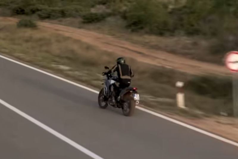 KLE650 Teaser