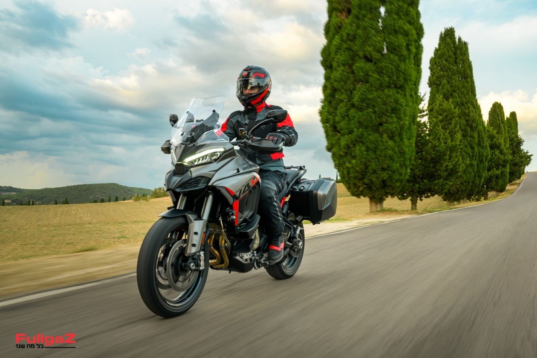 MY27_MULTISTRADA_V4_GT_DYNAMICS-8