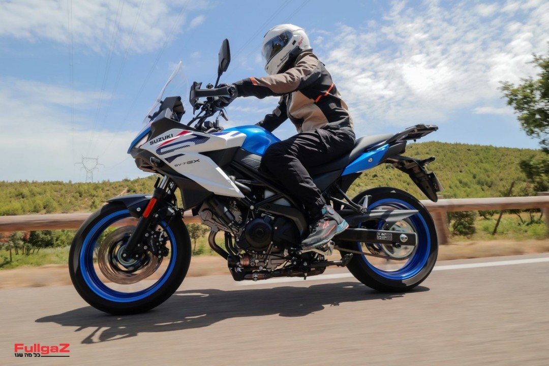 Suzuki-SV-7GX-Launch-016