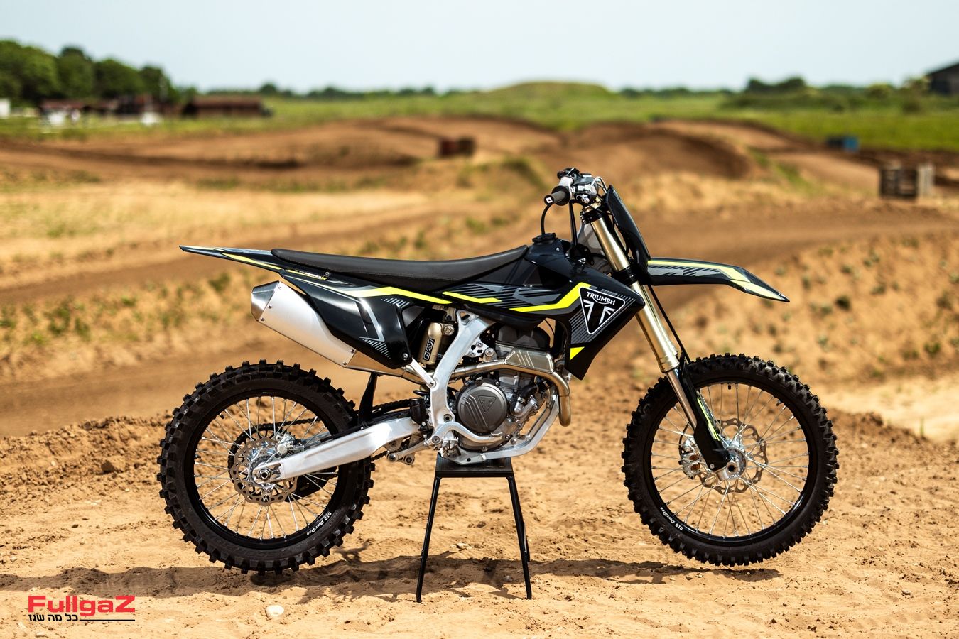 טריומף TF250-X דגם 2027